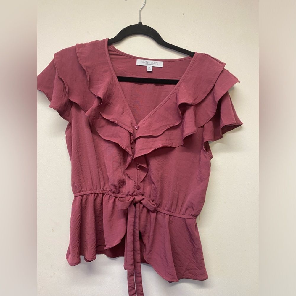 Sweet Rain Women’s Size M Shirt Ruffle Button and Tie Front